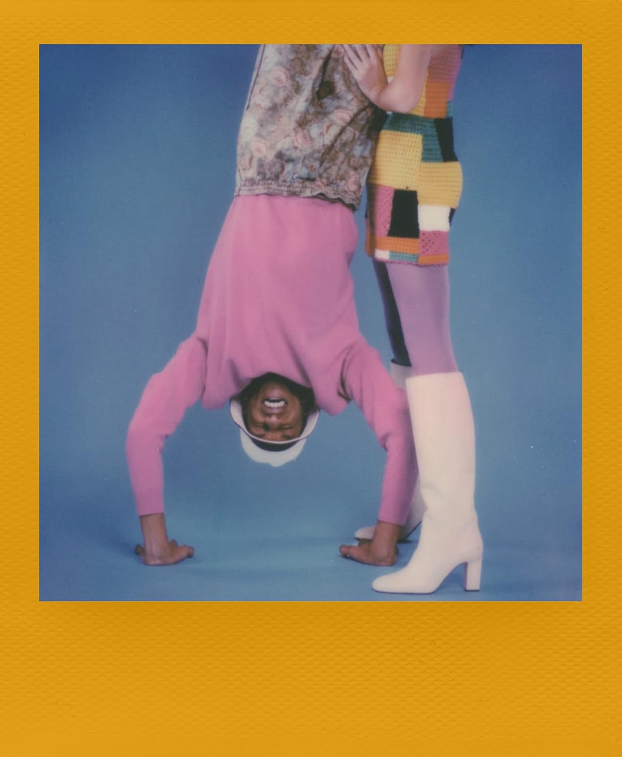 Polaroid Instant Film (8 Exposures) i-Type Color with Colored Frames