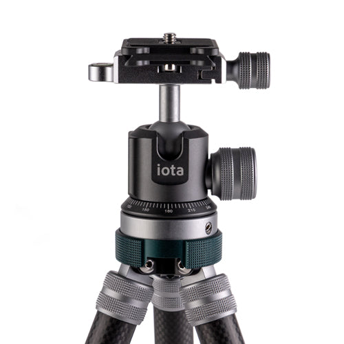 Promaster iota 219 Ultralightweight Tabletop Tripod Kit - Carbon Fiber