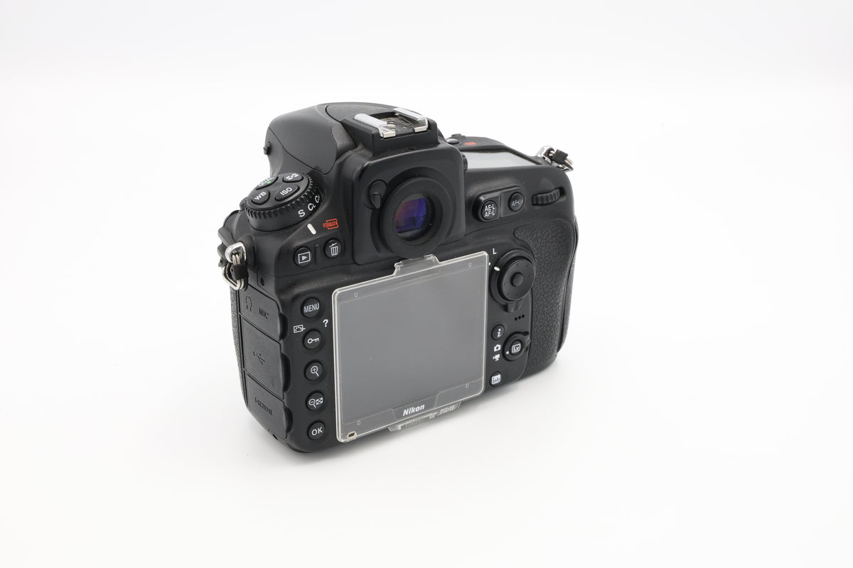USED Nikon D810 w/ Battery Grip MBD12 (#3012836ACP)