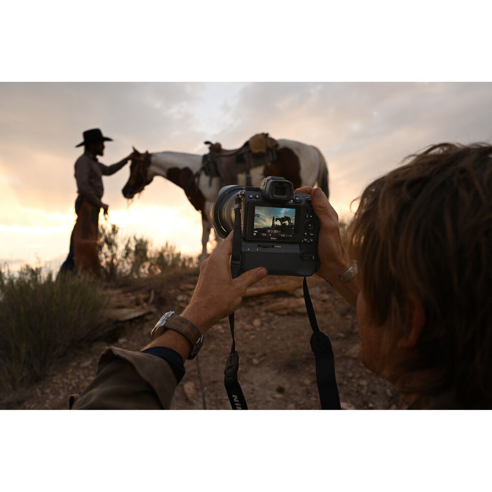 Nikon MB-N11 Multi-Battery Power Pack for Z6 II, Z7 II