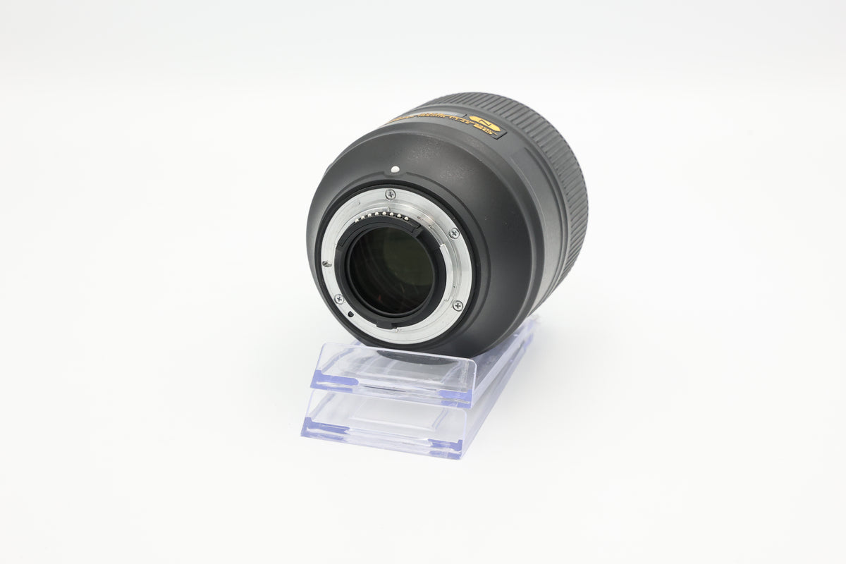 USED Nikon AF-S Nikkor 105mm f/1.4E ED