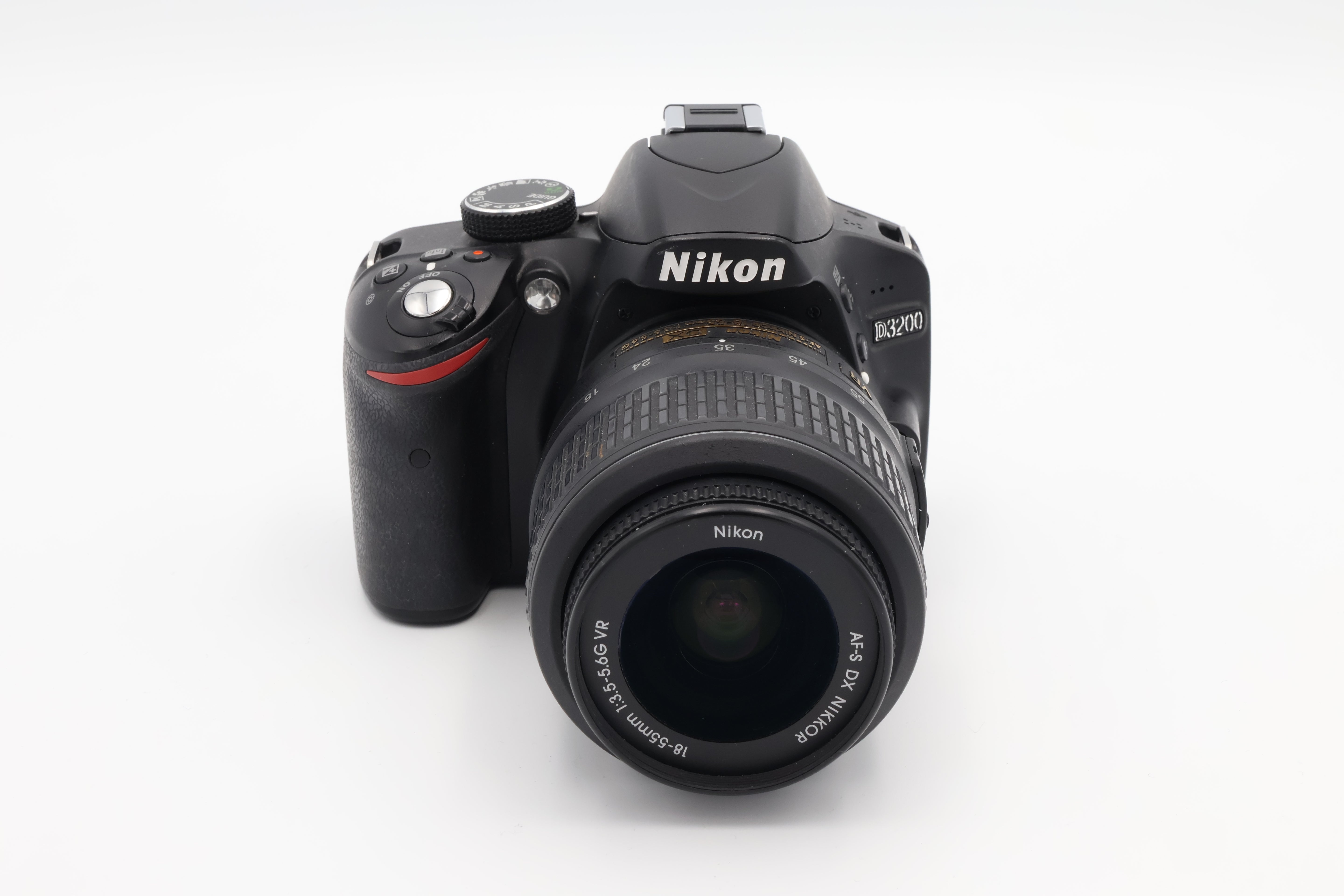 USED Nikon D3200 Camera w/ 18-55mm Lens (# 3018812+18922194ACP)