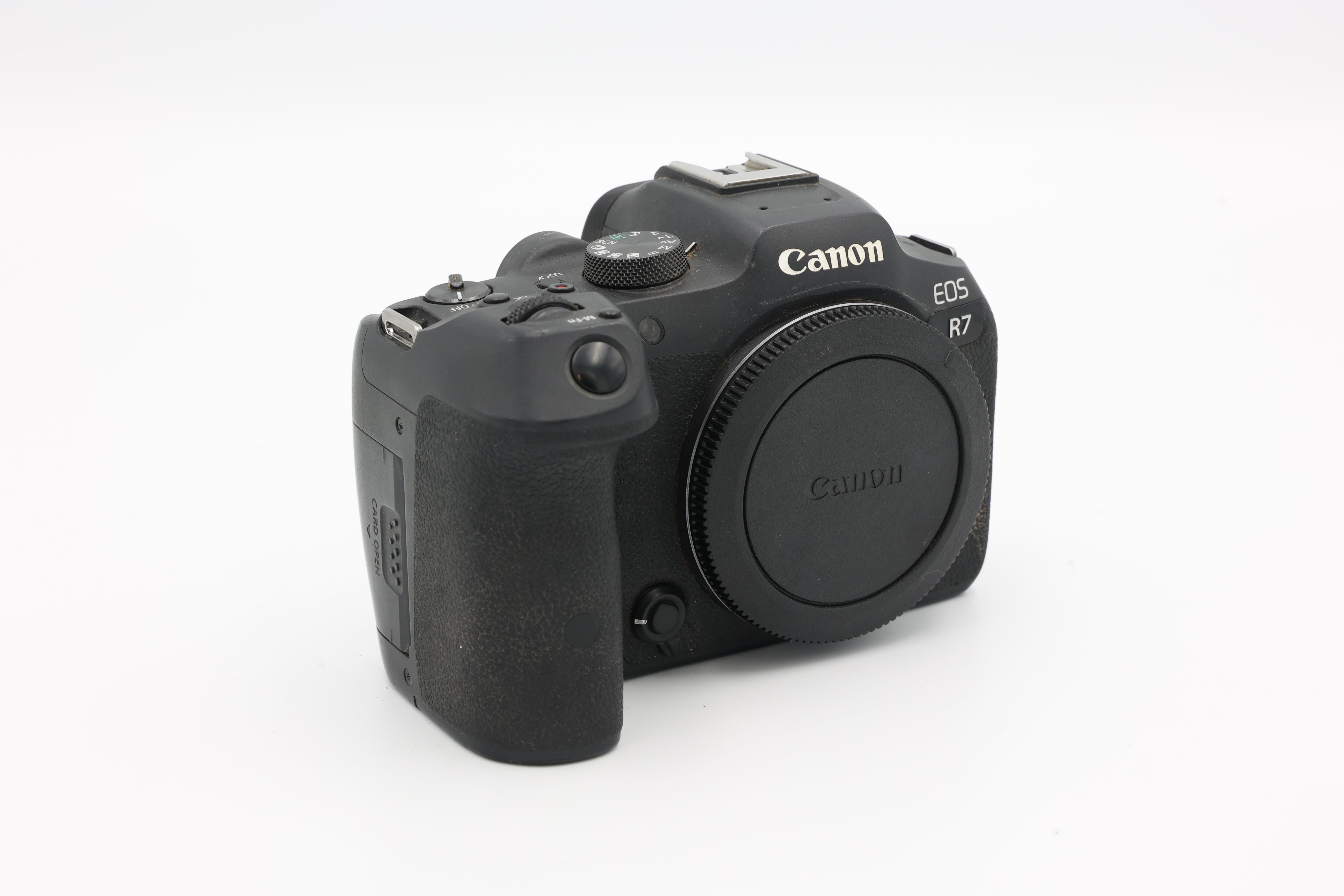 USED Canon R7 Body (062032001443ACP)