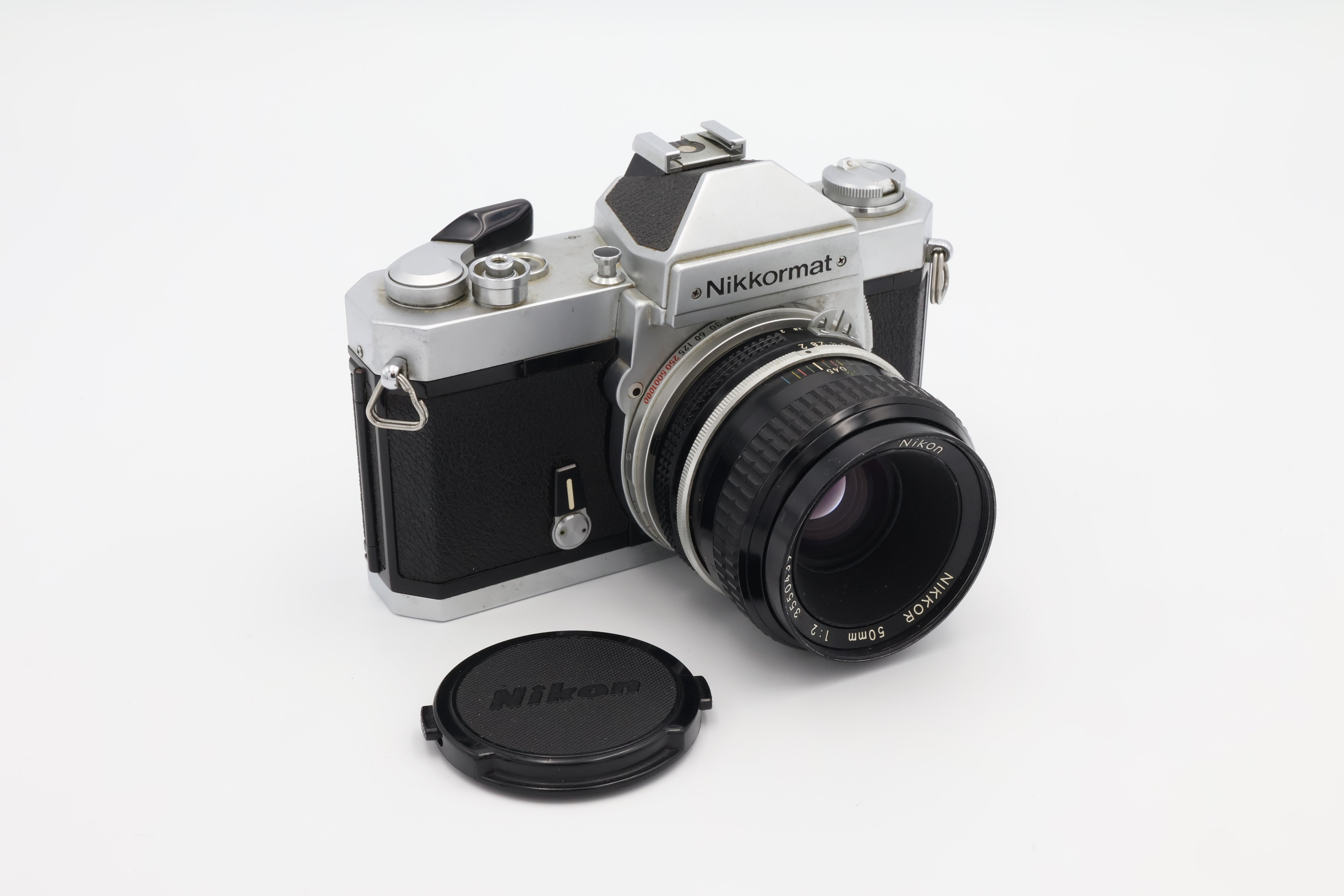 USED Nikon Nikkormat w/ 50mm f/2 Lens