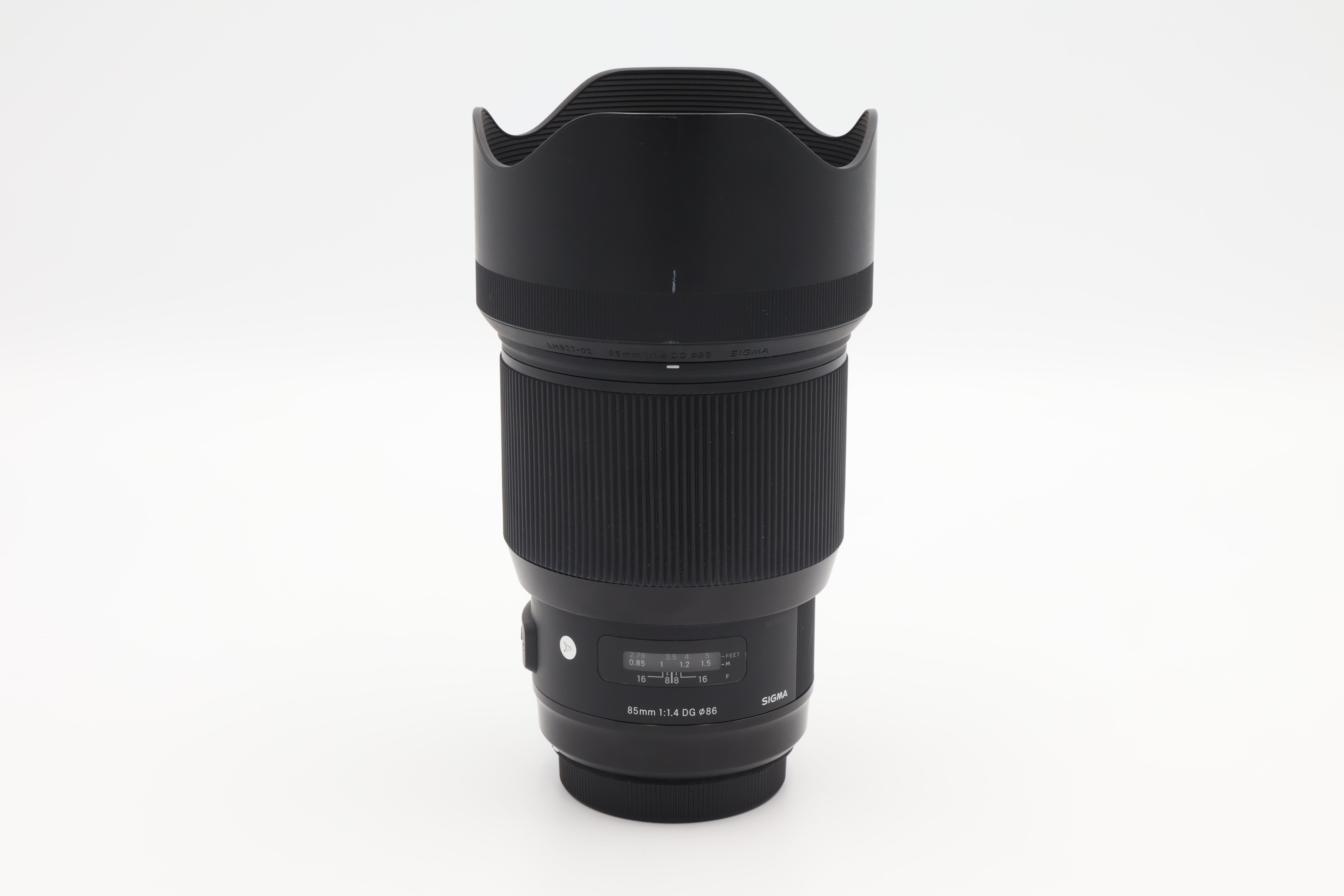USED Sigma [EF Mount]  85mm F/1.4 Art Lens (54753635ACP)