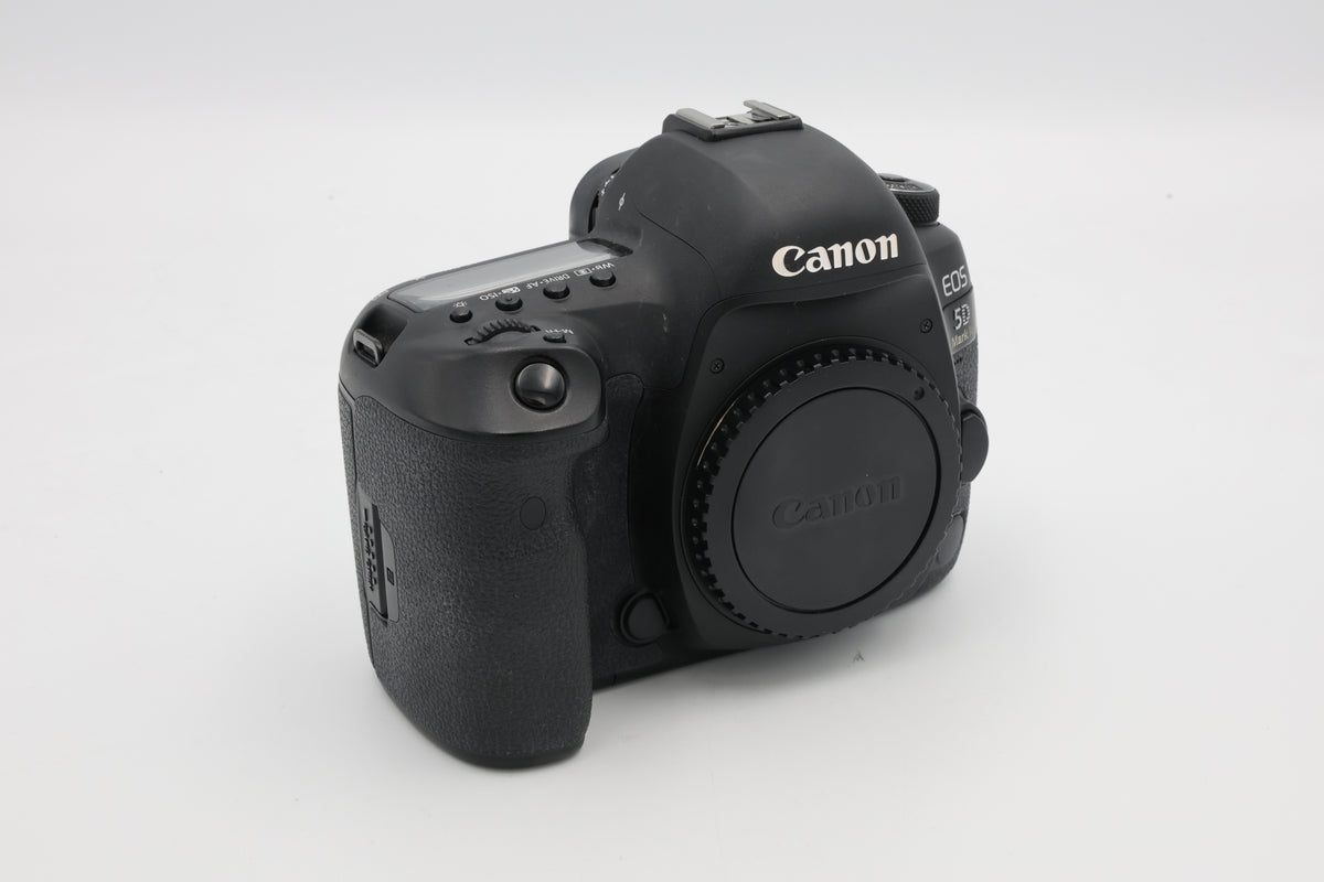 USED Canon EOS 5D Mark IV (#242057004537ACP)
