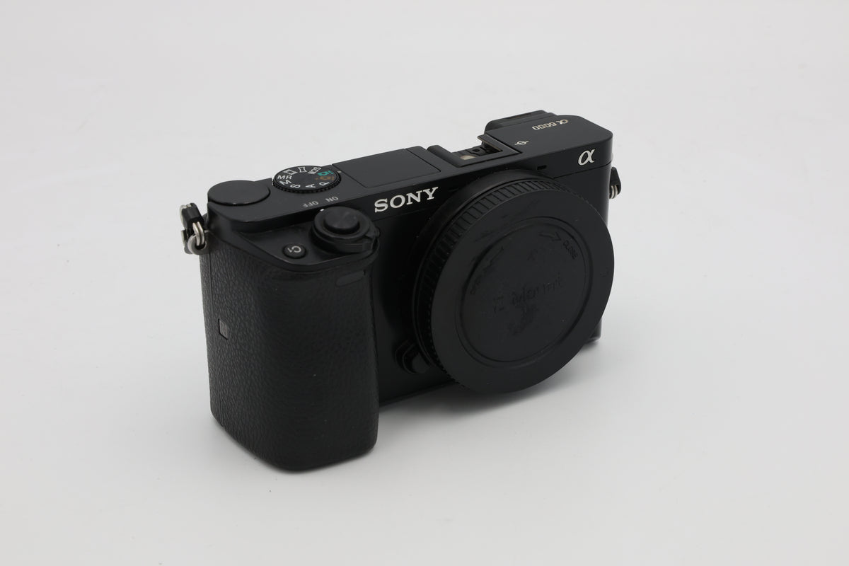 USED Sony A6000 Camera Body (3680402ACP)