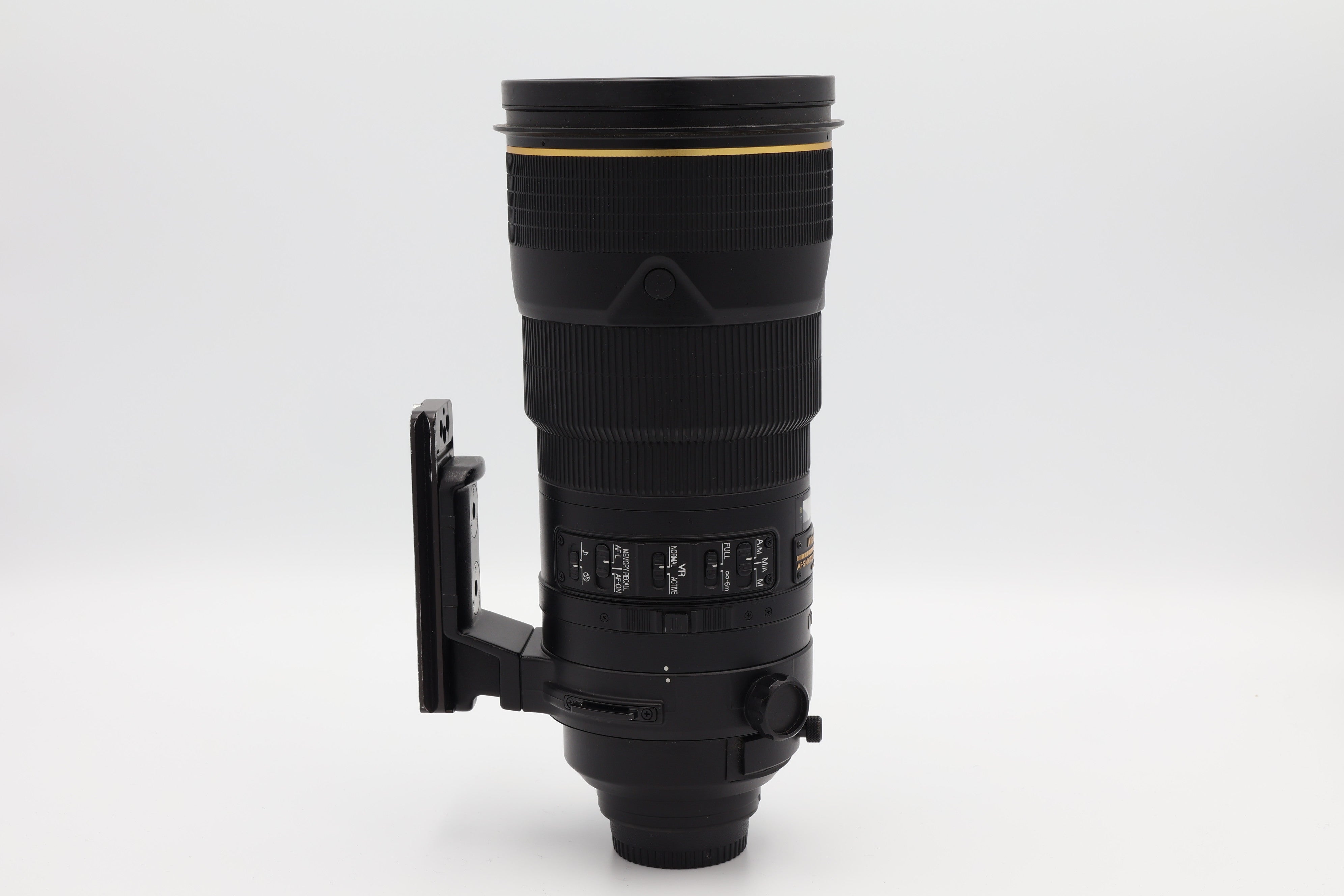 USED Nikon AF-S Nikkor 300mm f/2.8G II ED VR (#214004ACP)