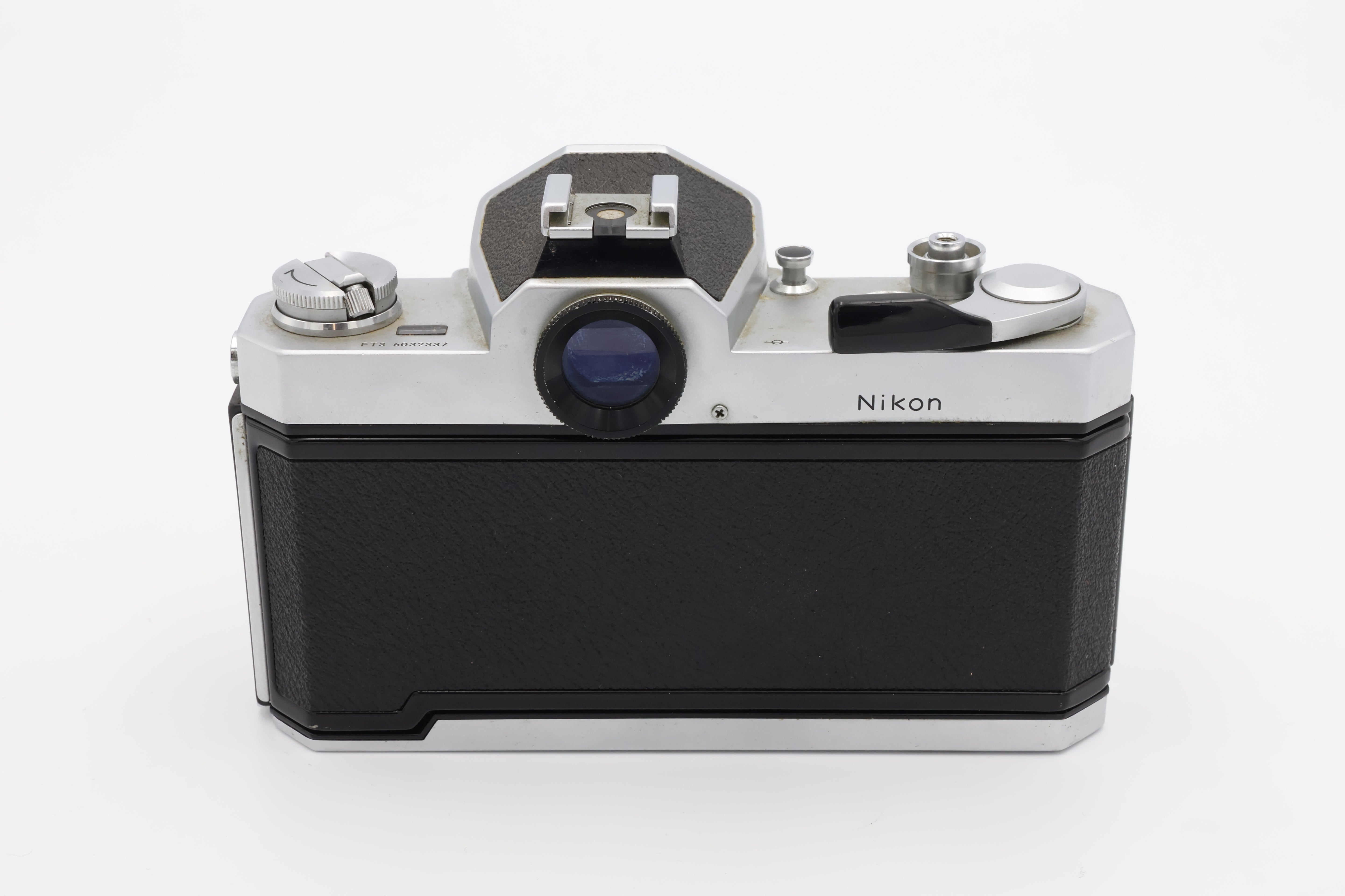 USED Nikon Nikkormat w/ 50mm f/2 Lens