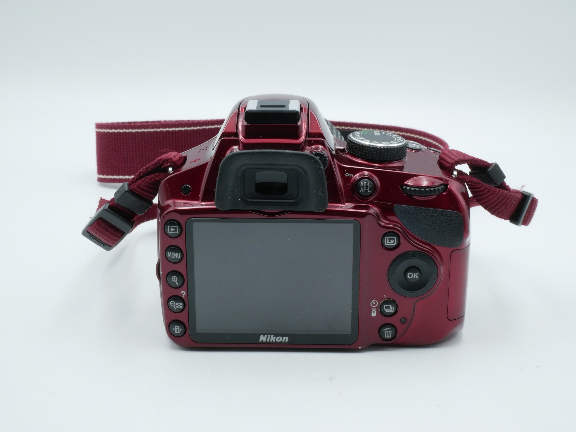 USED Nikon D3200 with 18-55mm (3422886WW)