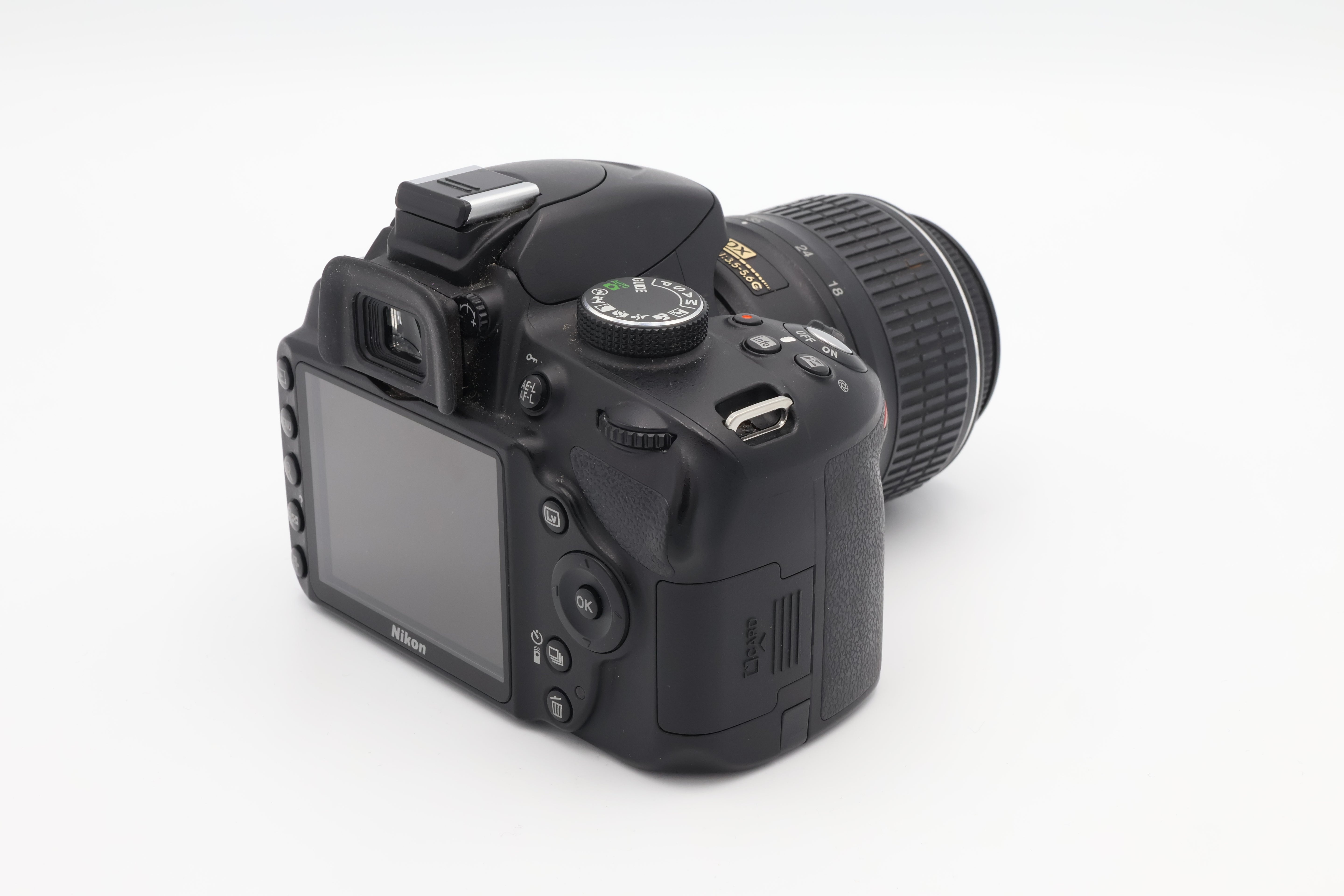 USED Nikon D3200 Camera w/ 18-55mm Lens (# 3018812+18922194ACP)