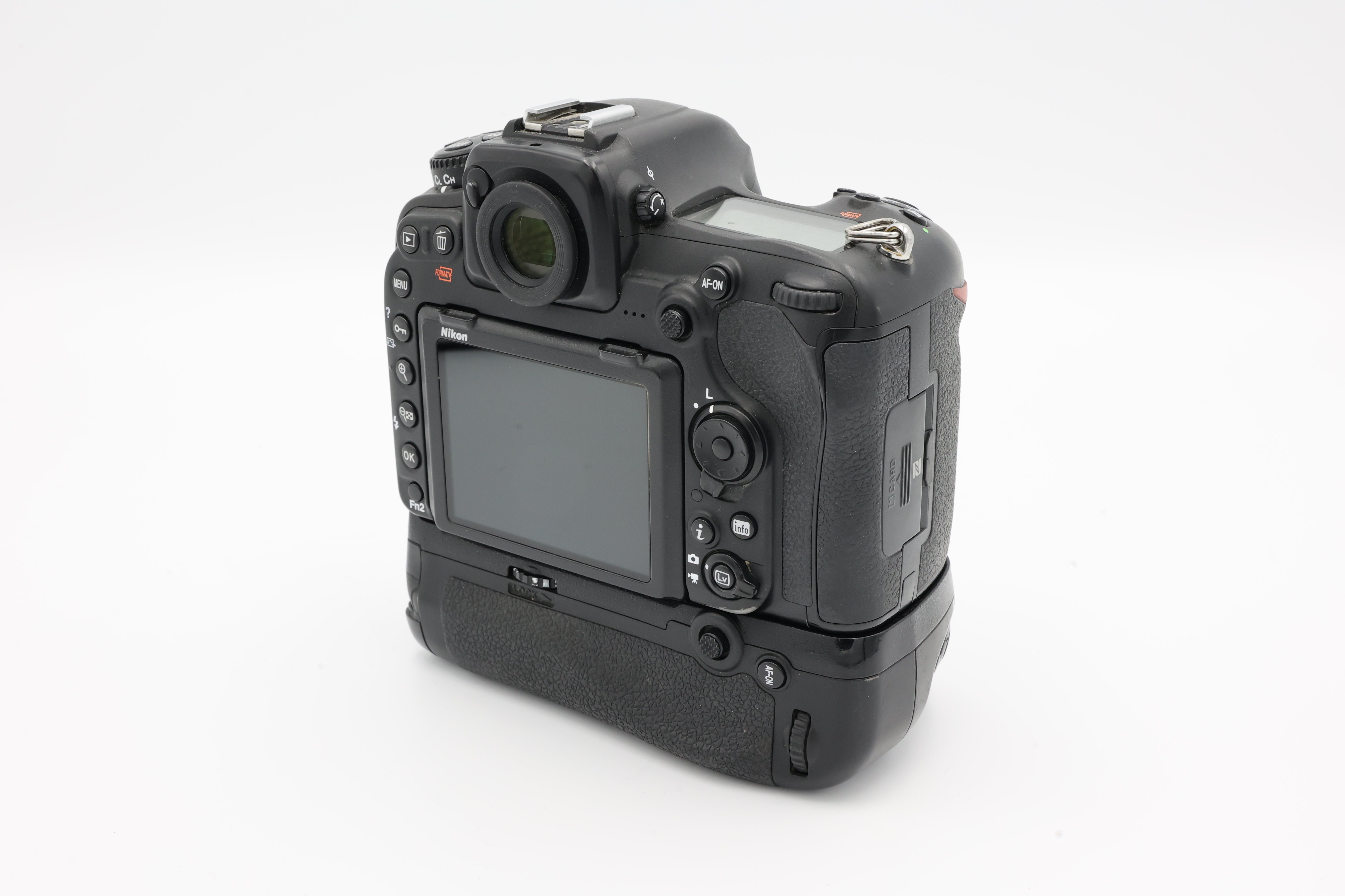USED Nikon D500 Body w/Grip (3018014ACP)