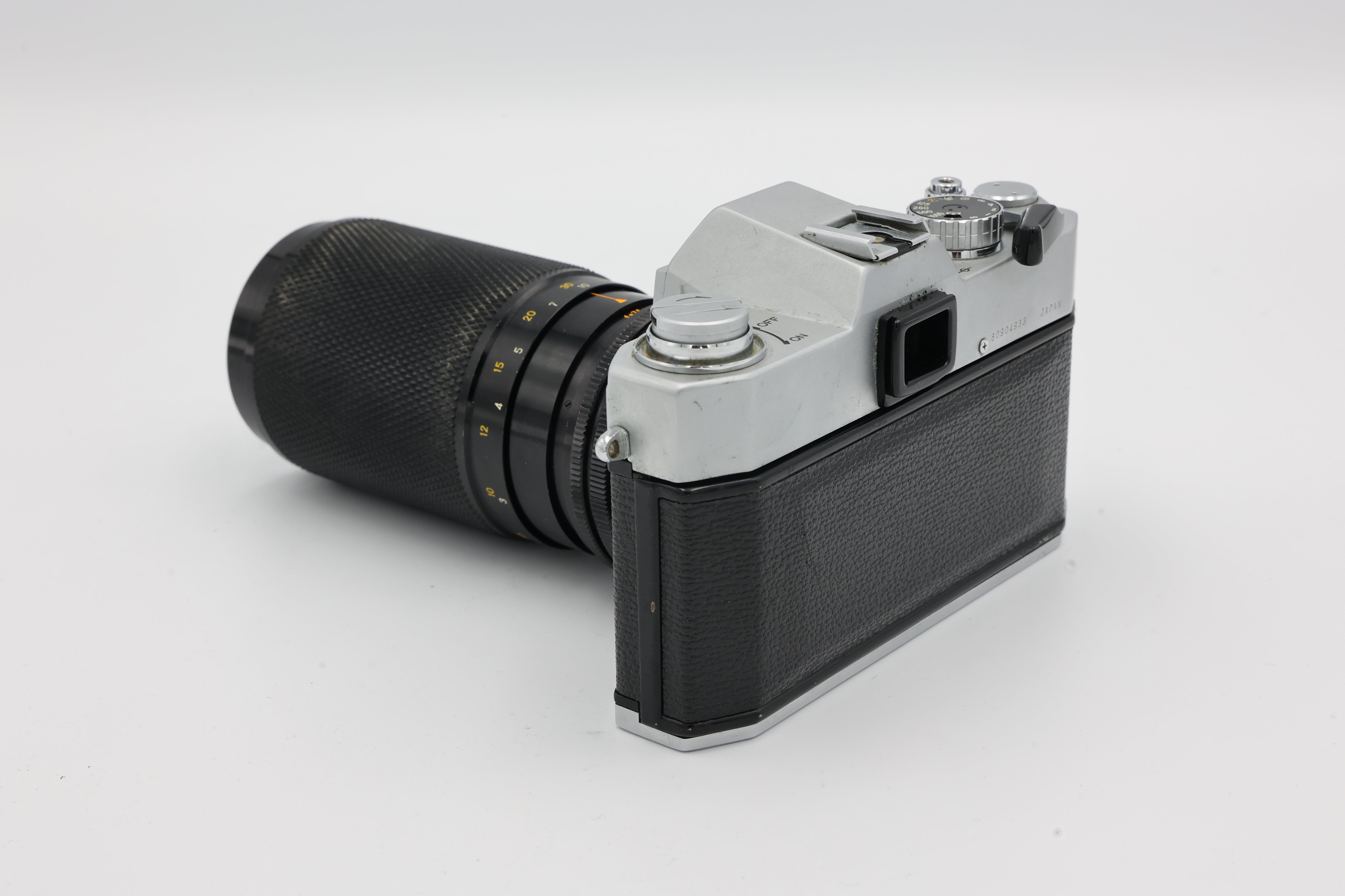USED Yashica FX-2 35mm SLR w/ 75-150mm Lens (#80904933ACP)