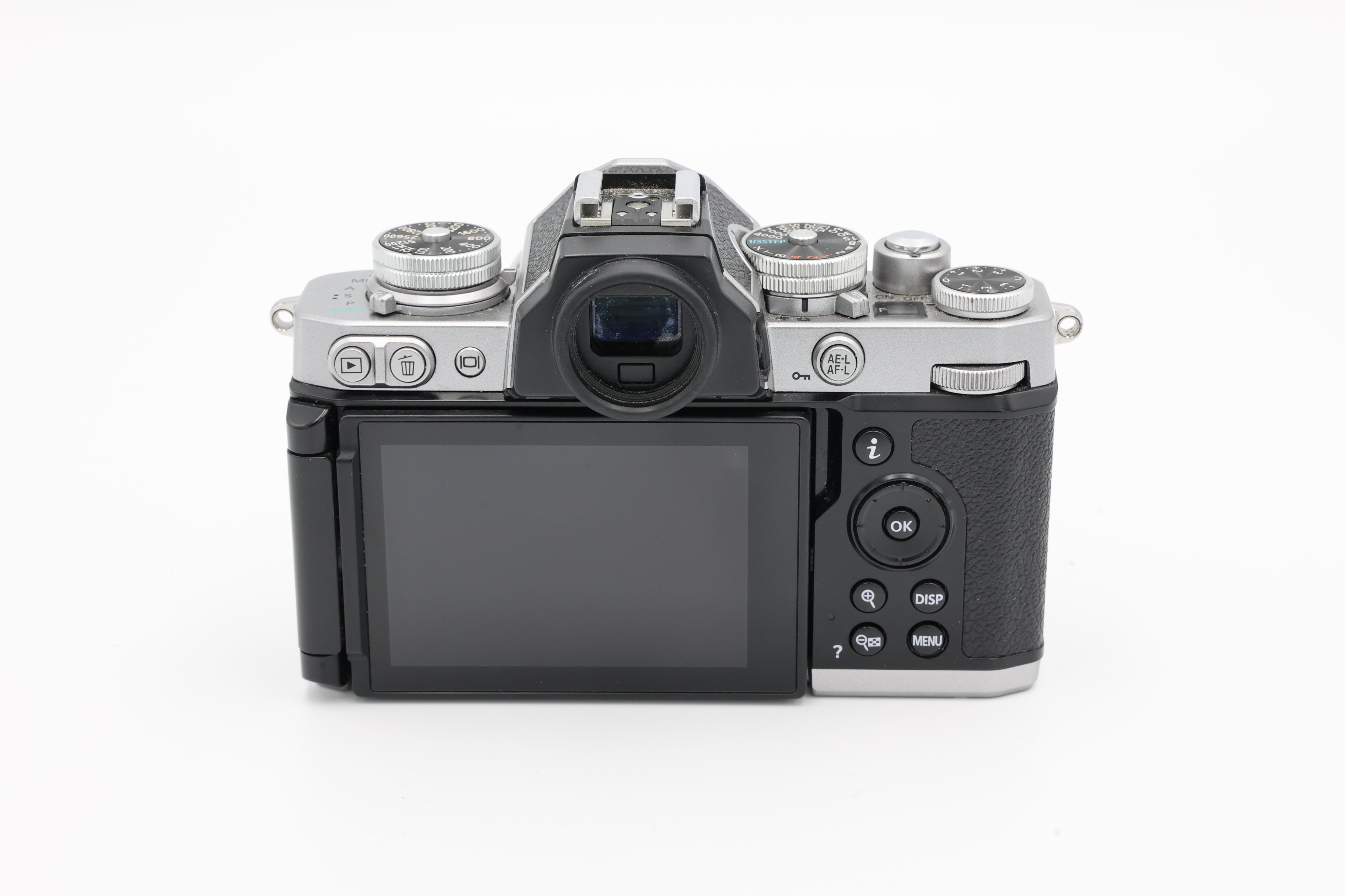 USED Nikon ZFC w/18-50 f3.5-6.3 (3028002+300095450ACP)