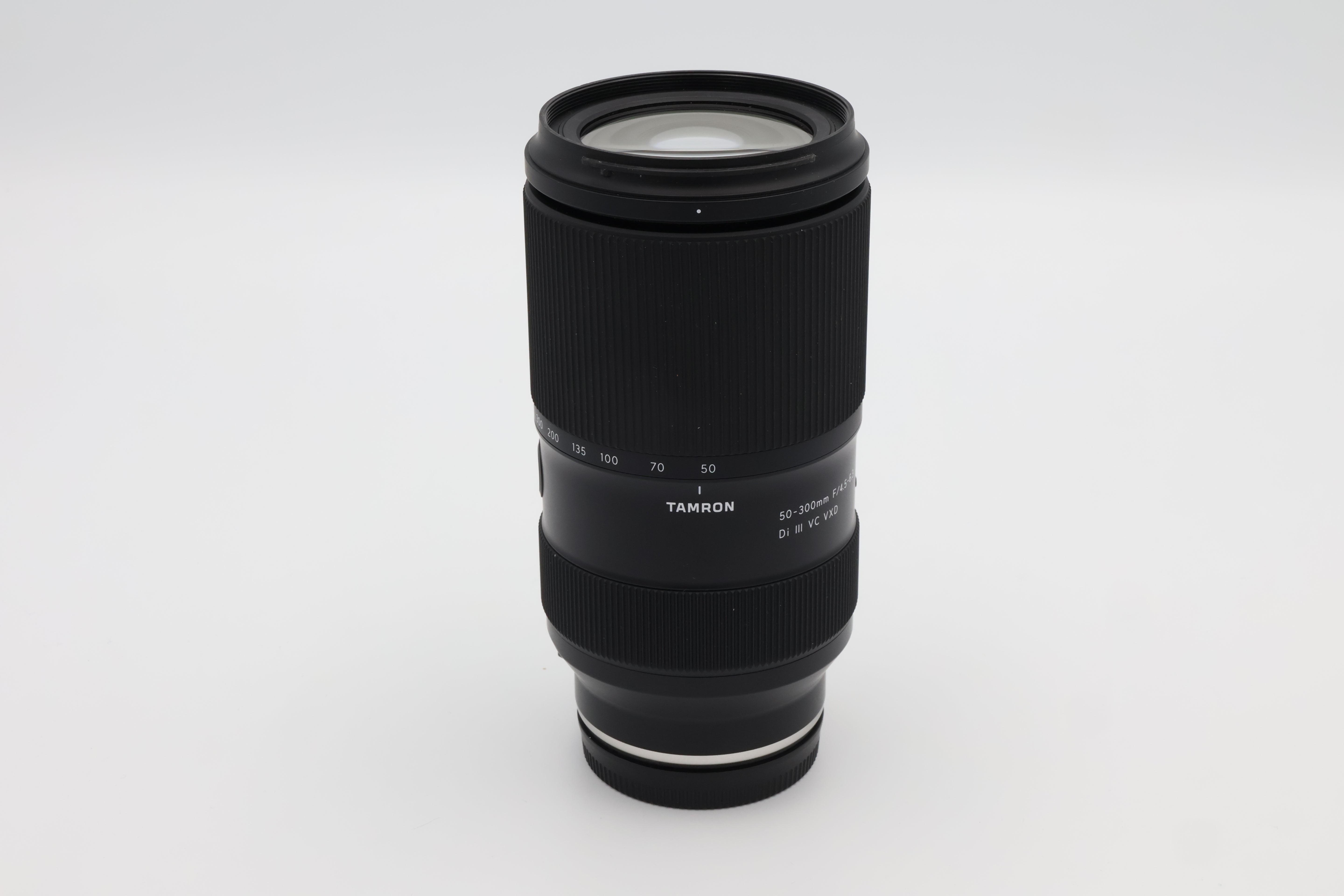 USED Tamron  50-300mm f/4.5-6.3 (002441ACP)