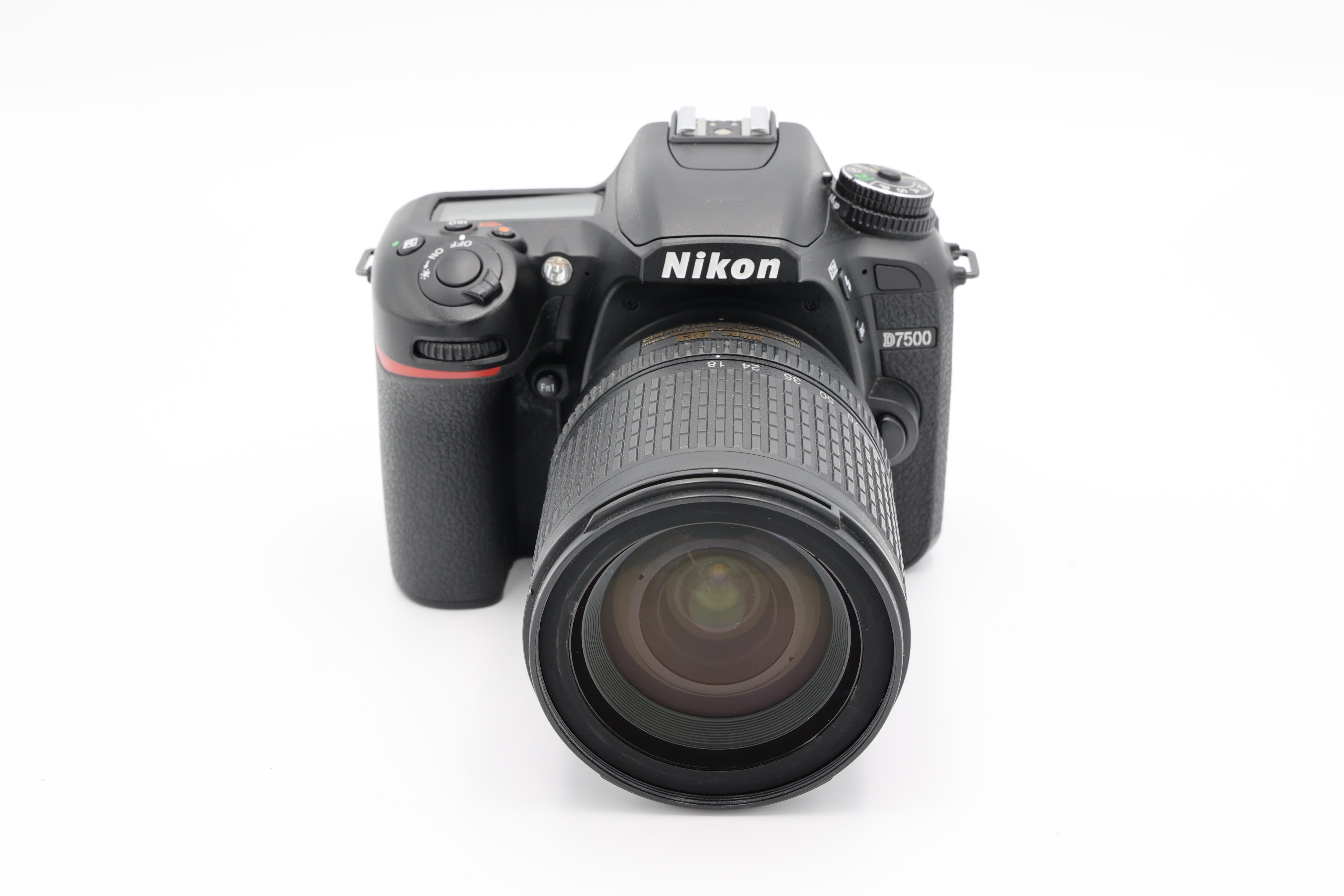 USED Nikon D7500 with 18-135mm f/3.5-5.6 Lens (#3019622ACP)