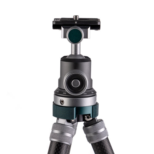 Promaster iota 219 Ultralightweight Tabletop Tripod Kit - Carbon Fiber