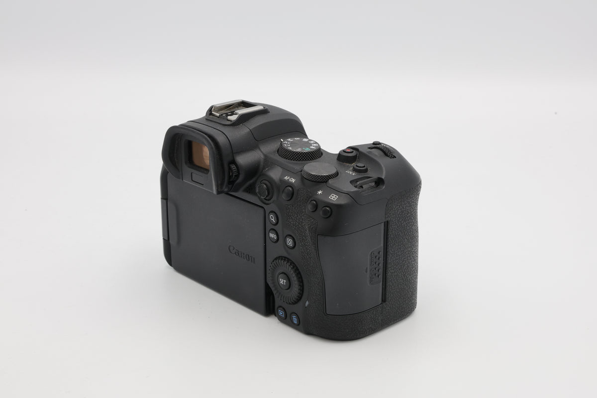 USED Canon EOS R6 Body (#082021003960ACP)