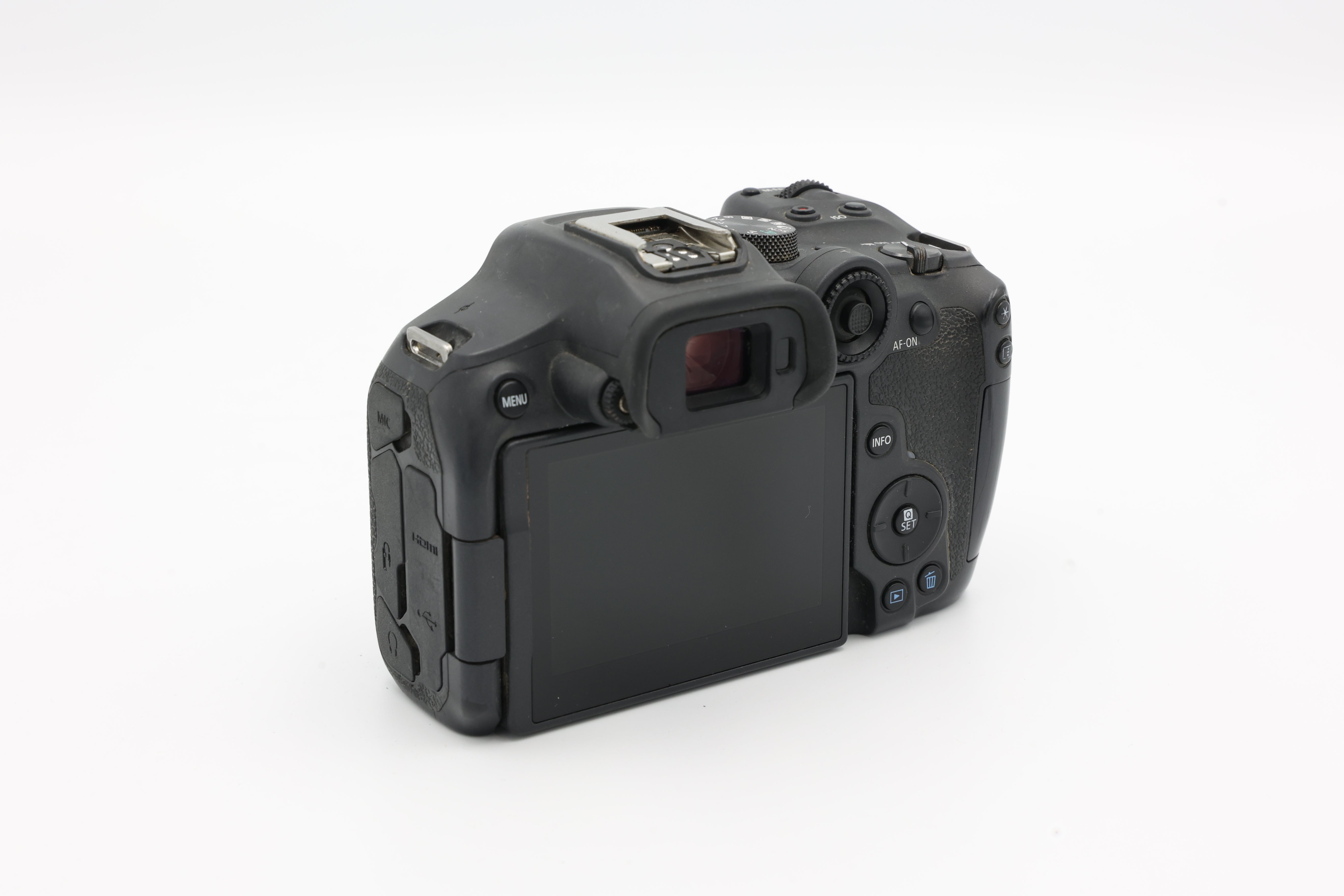 USED Canon R7 Body (062032001443ACP)