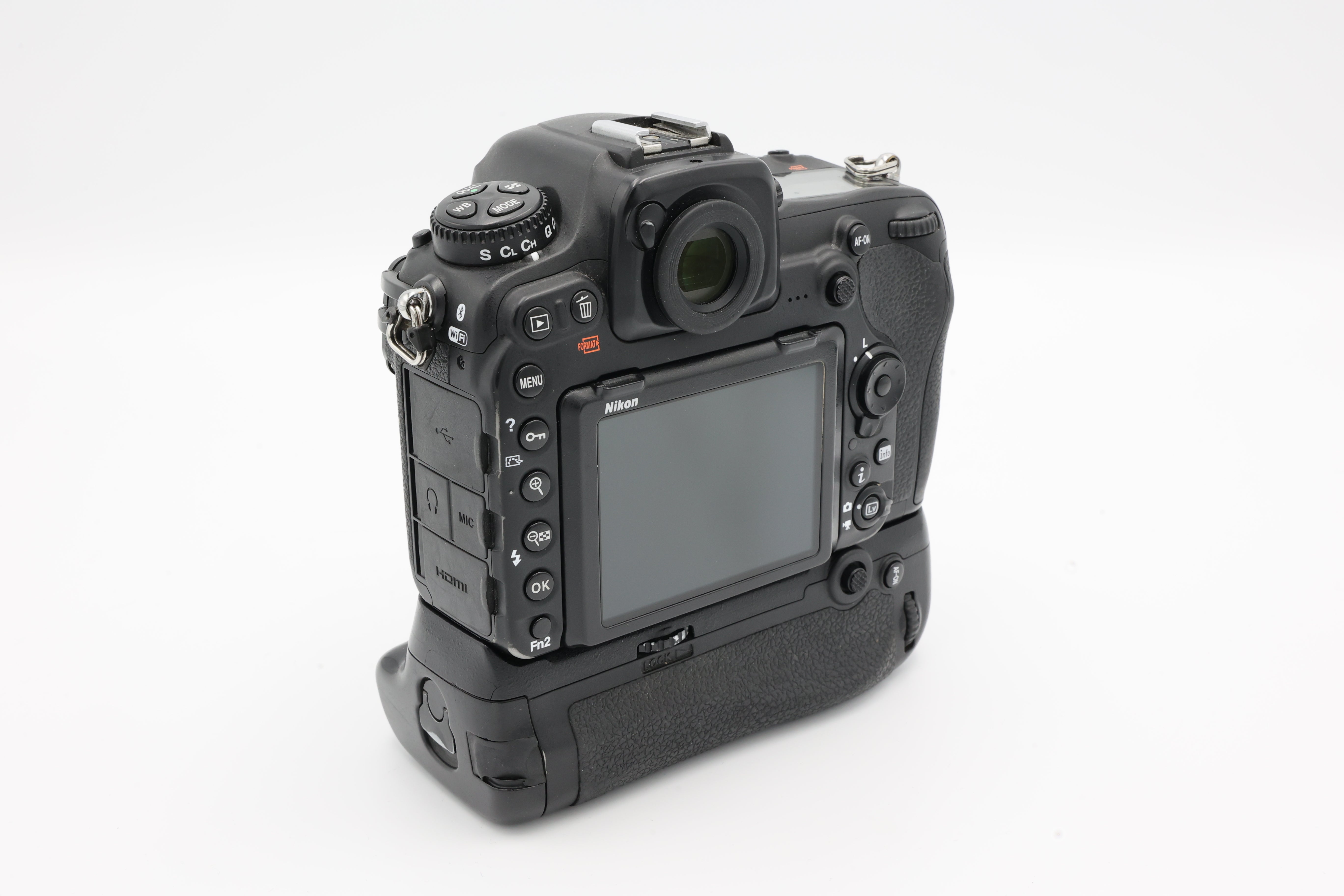 USED Nikon D500 Body w/Grip (3018014ACP)