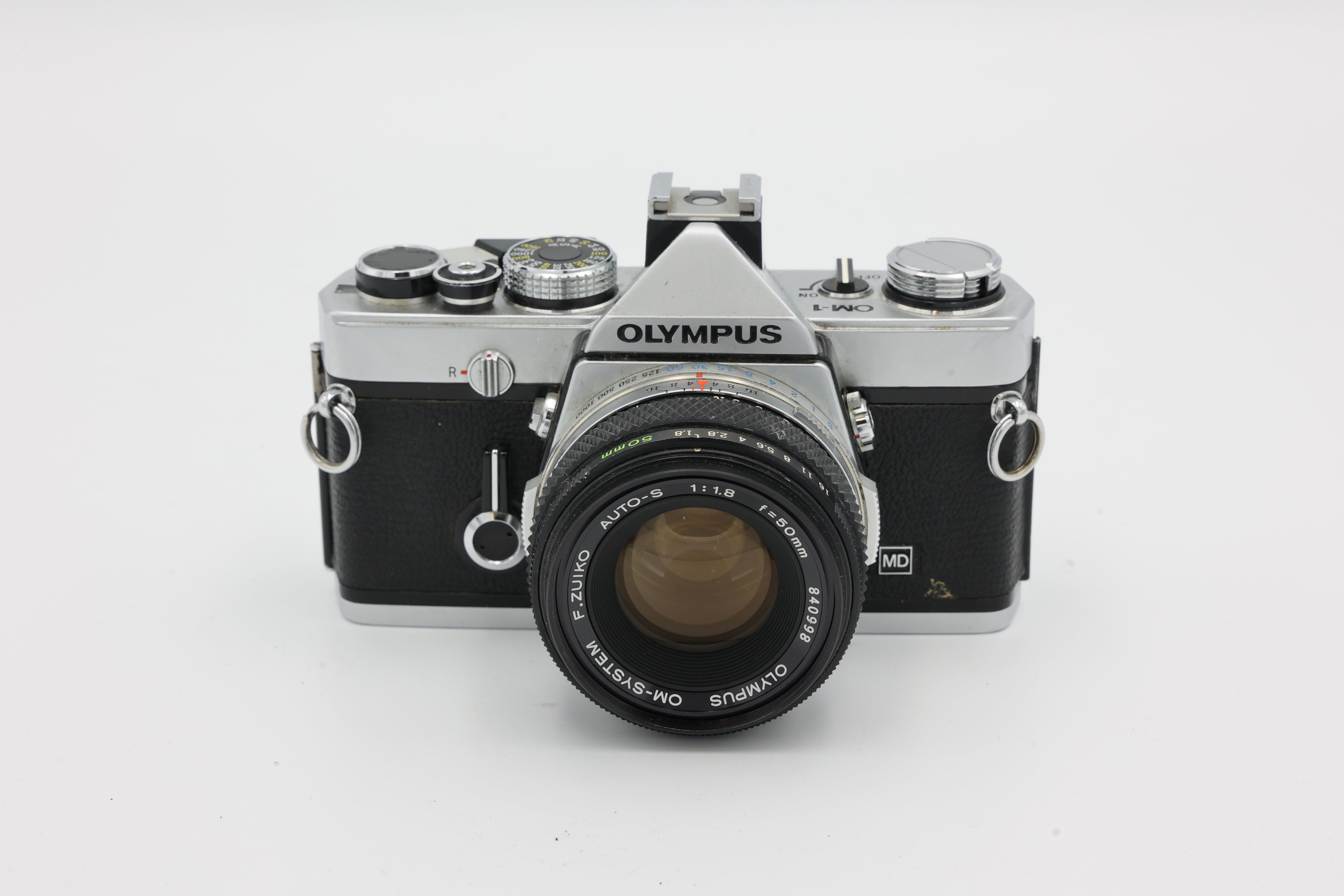 USED Olympus OM-1 w/ 50mm F/1.8 Lens (1387017ACP)